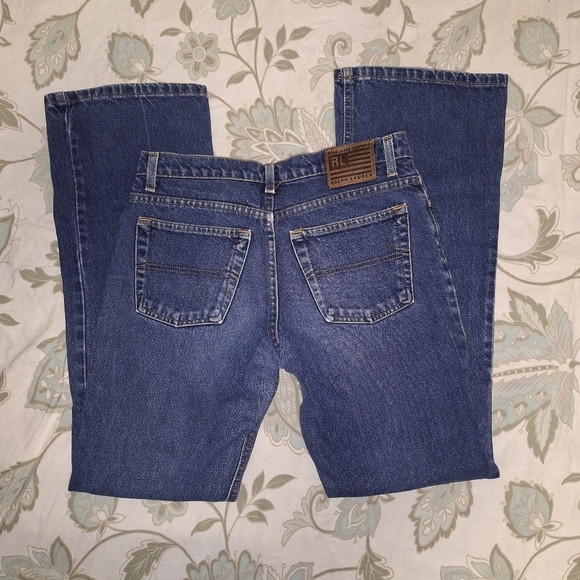 A pair of Ralph Lauren ladies denim flare leg jeans in a size 9/10. 100% cotton - Picture 5 of 8
